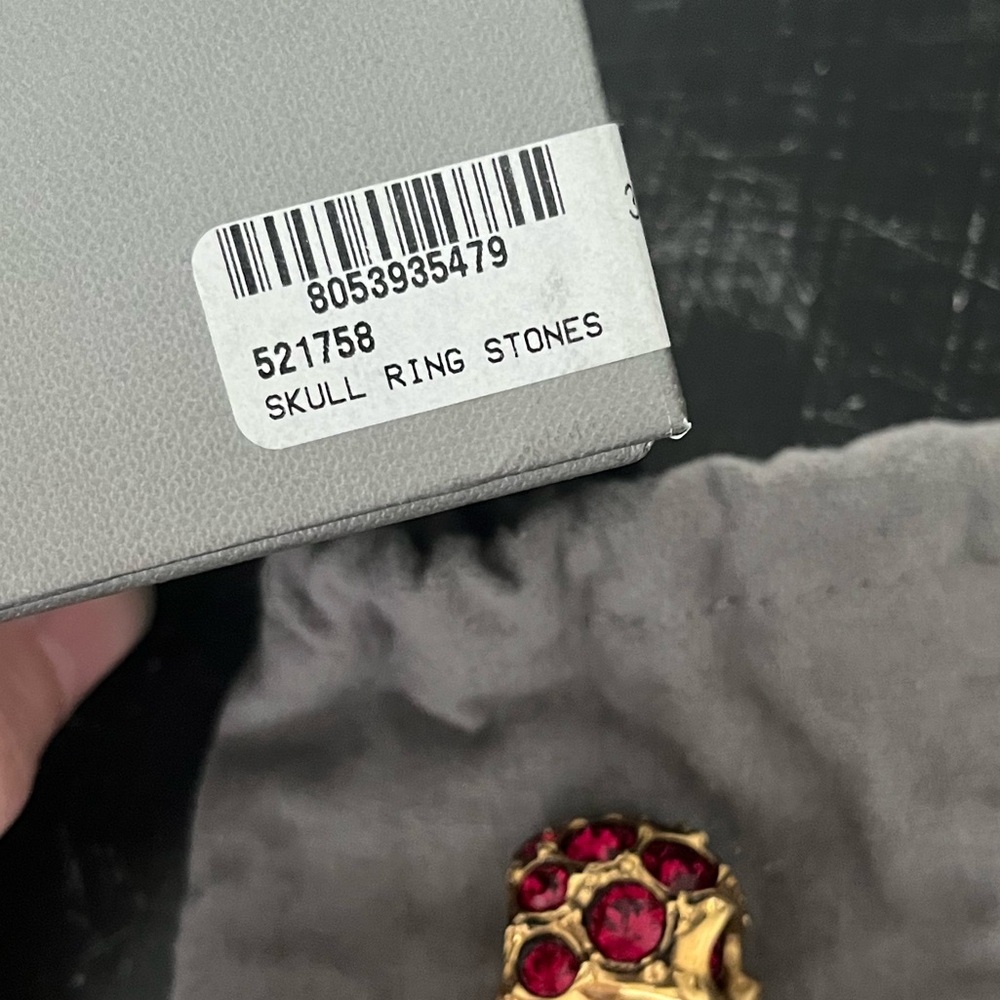 Alexander McQueen Stone Skull Ring - Picture 11 of 13
